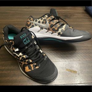 Nike Air Zoom Vapor X Women’s tennis shoe, leopard print, size 11.